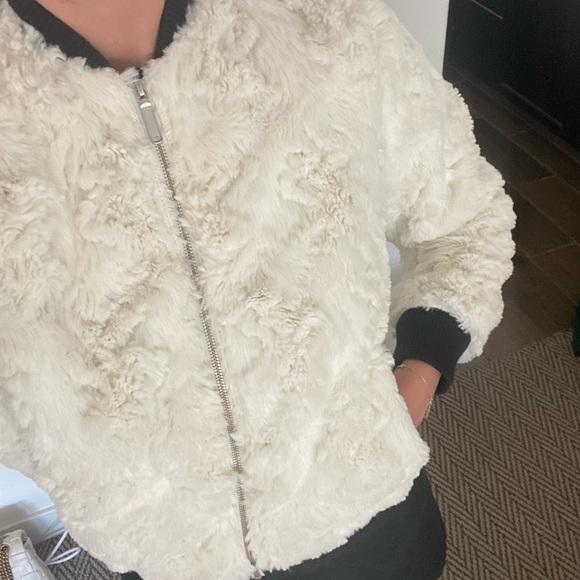 Melrose & market white fuzzy zip up jacket - Picture 5 of 8